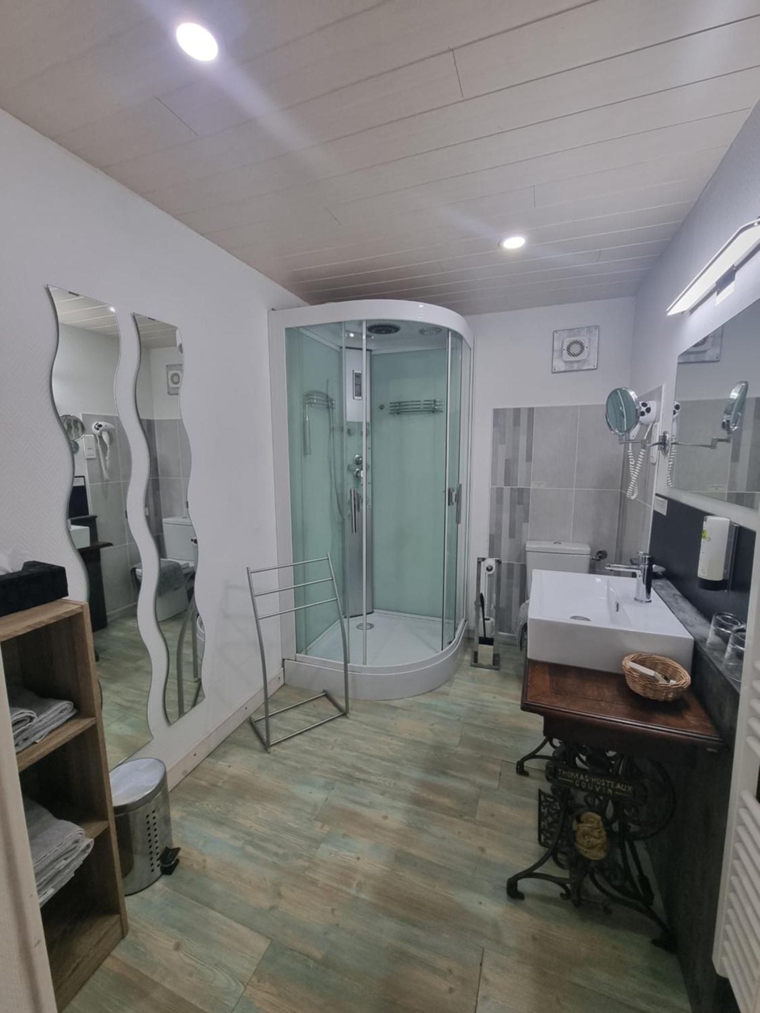 Plaine-de-Walsch Les Grands Frenes B&B 객실 사진