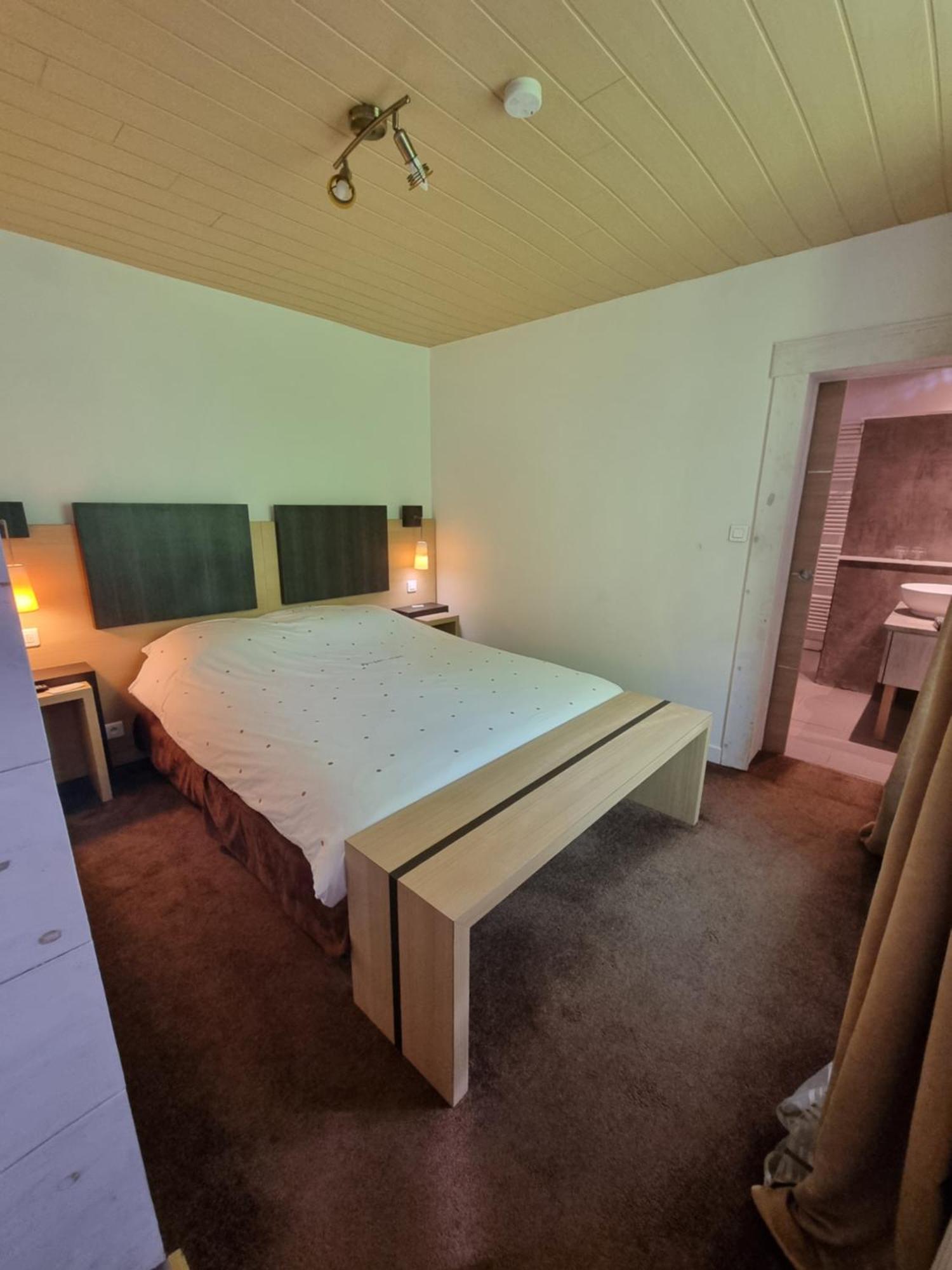 Plaine-de-Walsch Les Grands Frenes B&B 객실 사진